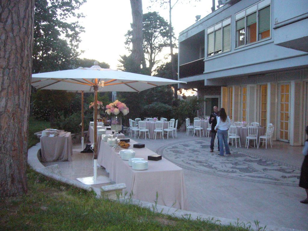 Casa Per Ferie Cardinal G. Guarino Frühstückspension *