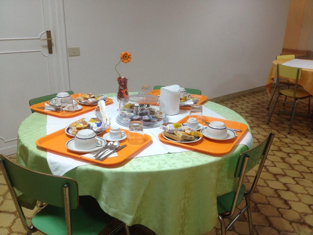 Casa Per Ferie Cardinal G. Guarino * Rom